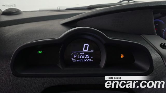 KG Mobility (SsangYong) Korando Turismo 4WD TX 9-seater 2017 — фото 8
