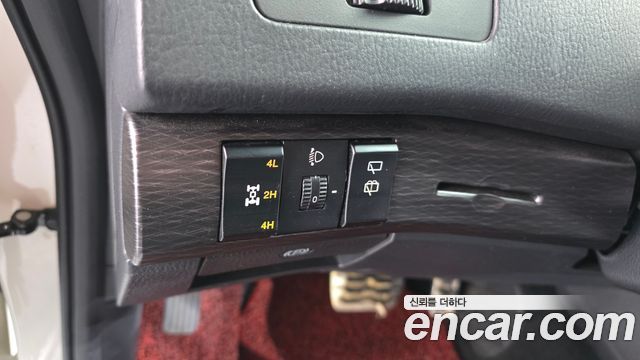 KG Mobility (SsangYong) Korando Turismo 4WD TX 9-seater 2017 — фото 12