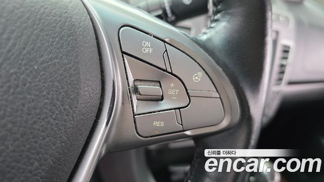 KG Mobility (SsangYong) Korando Turismo 4WD TX 9-seater 2017 — фото 14