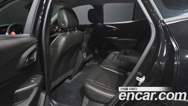 Chevrolet Trax Crossover 1.2 ACTIV 2025 — фото 11