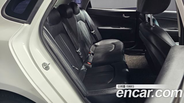Kia K5 (II) LPI SX Luxury 2017 — фото 11