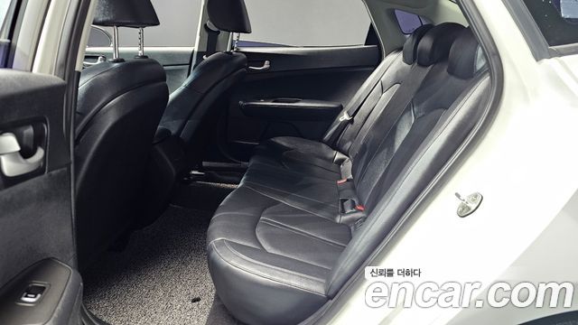 Kia K5 (II) LPI SX Luxury 2017 — фото 12