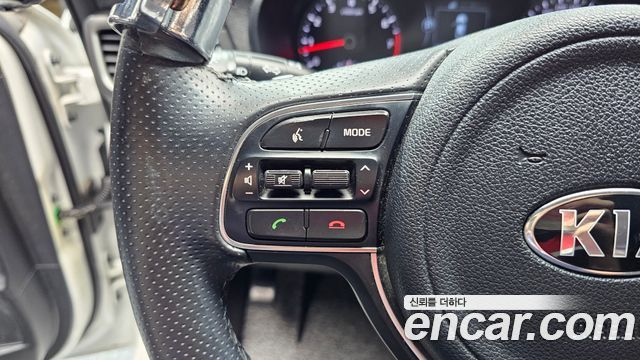 Kia K5 (II) LPI SX Luxury 2017 — фото 18