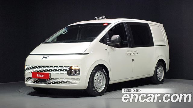 Hyundai Staria Cargo 5-Seater Smart