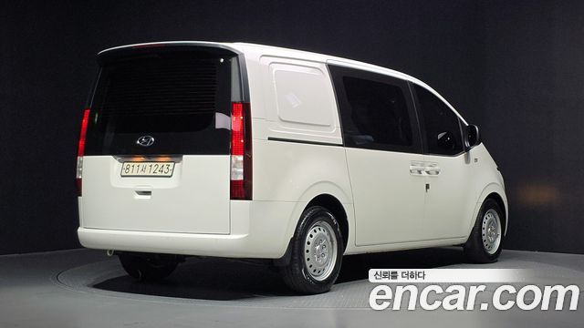 Hyundai Staria Cargo 5-Seater Smart 2022 — фото 2