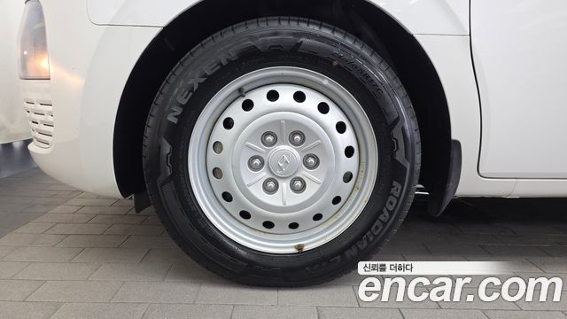 Hyundai Staria Cargo 5-Seater Smart 2022 — фото 5