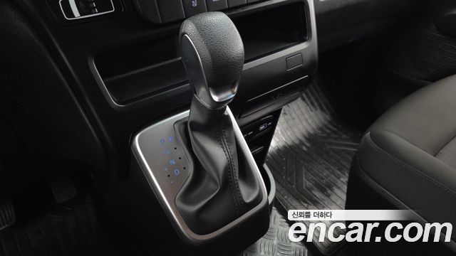 Hyundai Staria Cargo 5-Seater Smart 2022 — фото 9