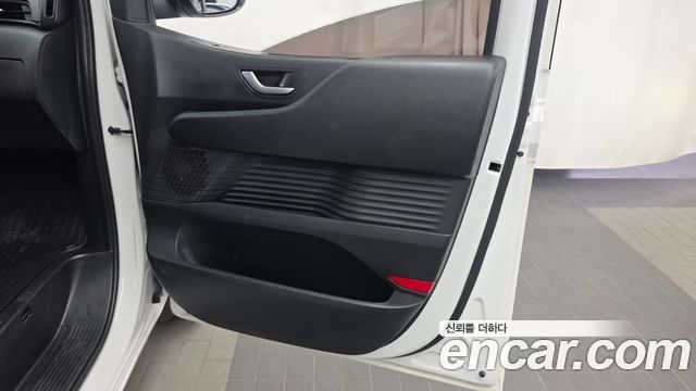 Hyundai Staria Cargo 5-Seater Smart 2022 — фото 31