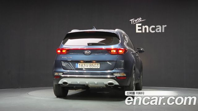 Kia Sportage The Bold Diesel 2.0 2WD Prestige 2021 — фото 4
