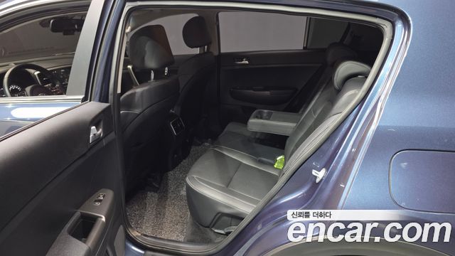 Kia Sportage The Bold Diesel 2.0 2WD Prestige 2021 — фото 12