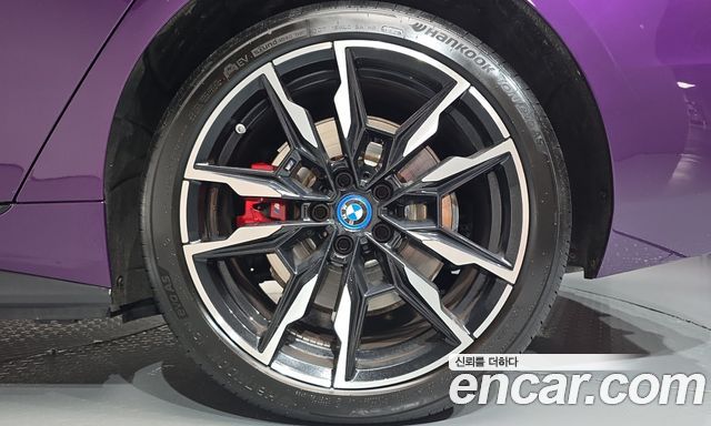 BMW i4 M50 Pro Special Edition 2024 — фото 21