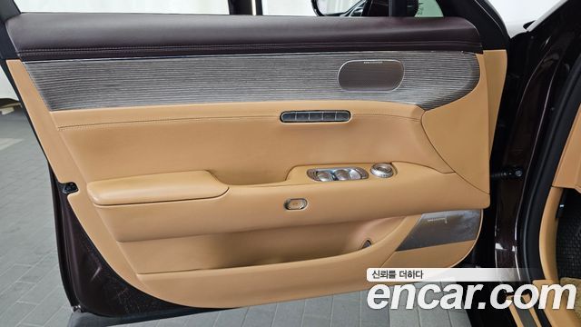 Genesis G90 (RS4) Gasoline 3.5 Turbo AWD 2022 — фото 24