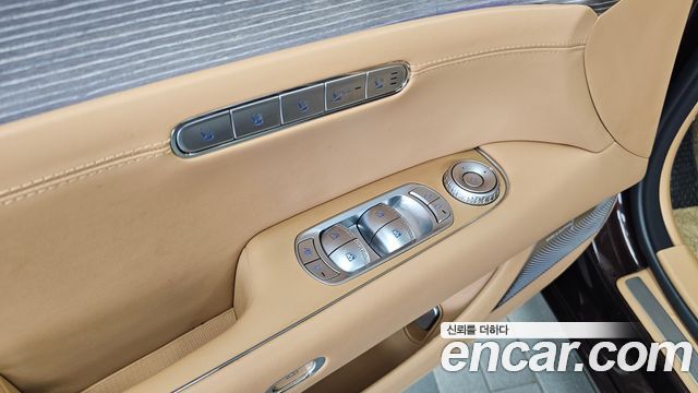 Genesis G90 (RS4) Gasoline 3.5 Turbo AWD 2022 — фото 37