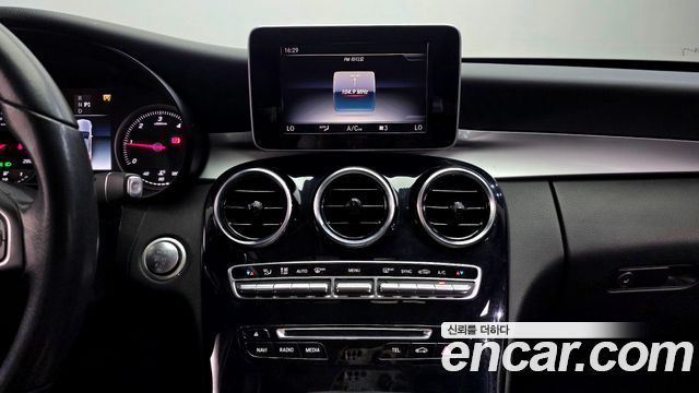 Mercedes-Benz C-Class (W205) C200 d 2018 — фото 15