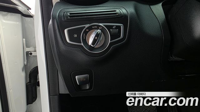 Mercedes-Benz C-Class (W205) C200 d 2018 — фото 18