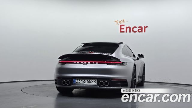 Porsche 911 (992) Carrera 4S 2021 — фото 4