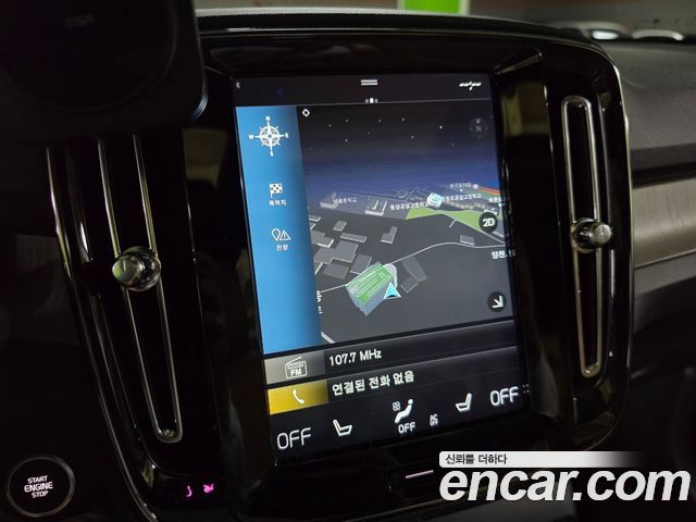 Volvo XC40 T4 Inscription 2020 — фото 11