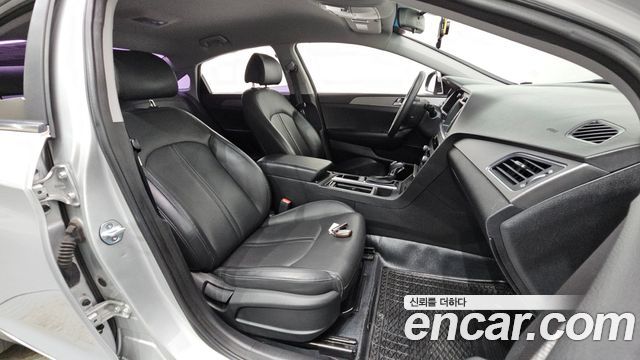 Hyundai Sonata (LF) LPI Modern 2015 — фото 12
