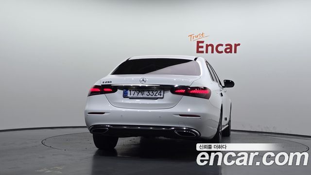 Mercedes-Benz E-Class (W213) E250 Avantgarde 2021 — фото 4