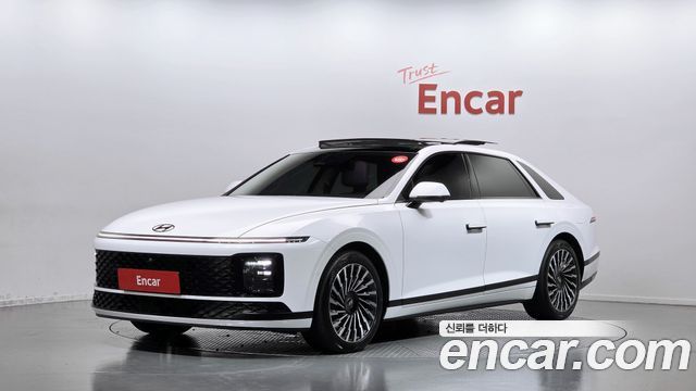 Hyundai Grandeur Hybrid (GN7) Calligraphy