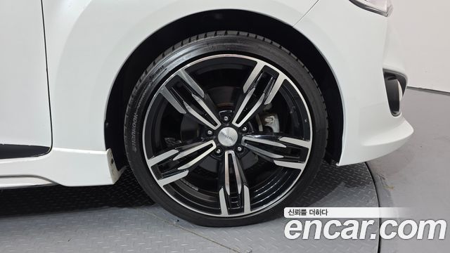 Hyundai Veloster Turbo D Spec 2015 — фото 5