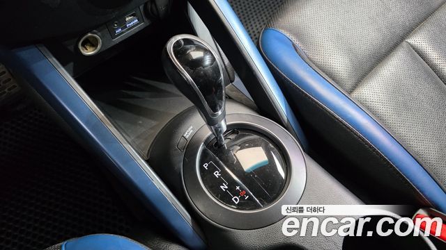 Hyundai Veloster Turbo D Spec 2015 — фото 9