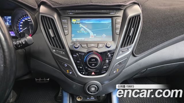 Hyundai Veloster Turbo D Spec 2015 — фото 15