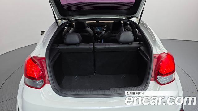 Hyundai Veloster Turbo D Spec 2015 — фото 20