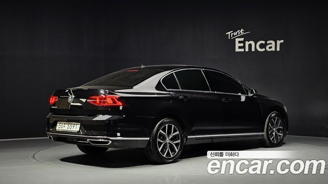 Volkswagen Passat GT (B8) 2.0 TDI Premium 2018 — фото 2
