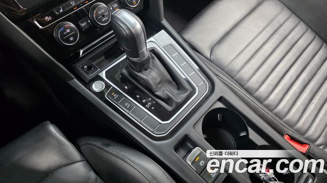 Volkswagen Passat GT (B8) 2.0 TDI Premium 2018 — фото 9