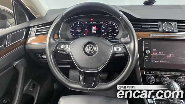 Volkswagen Passat GT (B8) 2.0 TDI Premium 2018 — фото 13