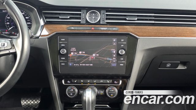 Volkswagen Passat GT (B8) 2.0 TDI Premium 2018 — фото 14