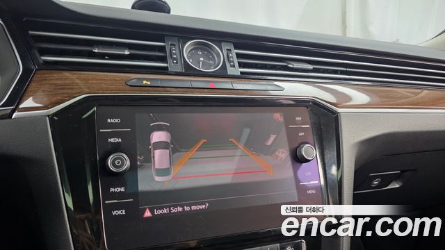 Volkswagen Passat GT (B8) 2.0 TDI Premium 2018 — фото 15