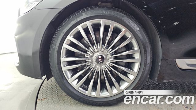Kia K9 5.0 GDI AWD Quantum 2019 — фото 5