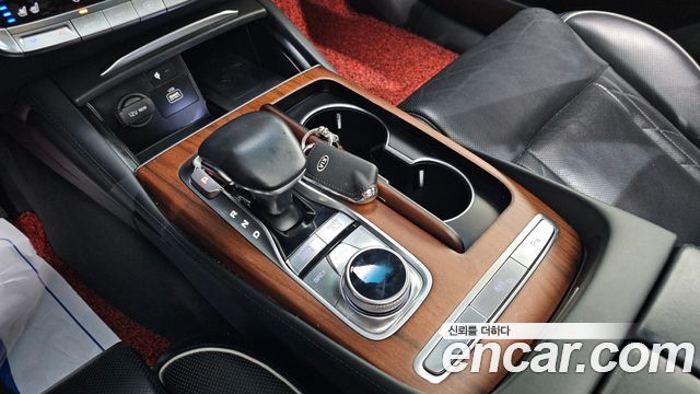 Kia K9 5.0 GDI AWD Quantum 2019 — фото 9