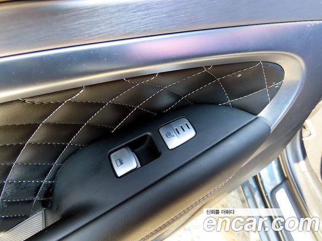 Genesis G70 3.3T Sport AWD Supreme 2018 — фото 19