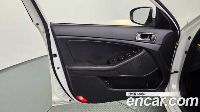 Kia K5 Noblesse 2014 — фото 24