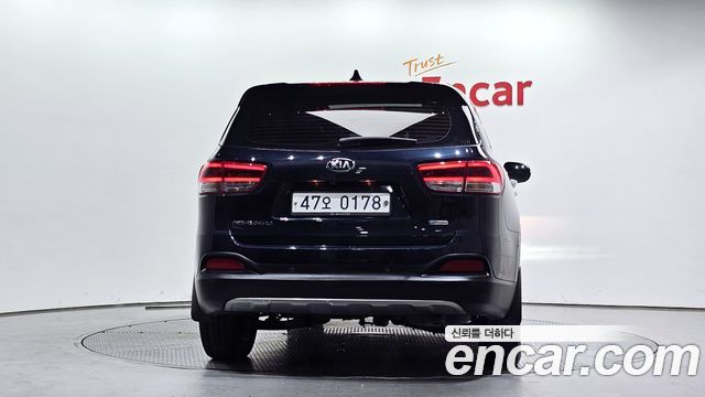 Kia Sorento Diesel 2.0 2WD Noblesse 2017 — фото 4