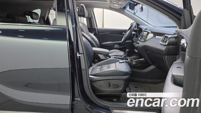 Kia Sorento Diesel 2.0 2WD Noblesse 2017 — фото 11