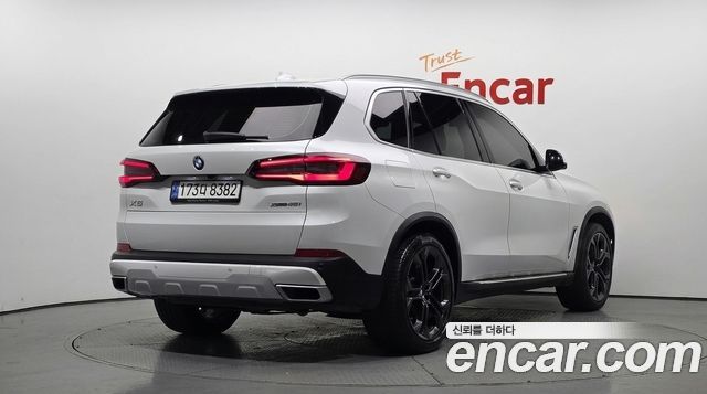 BMW X5 (G05) xDrive 40i xLine 2021 — фото 2