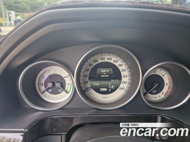 Mercedes-Benz E-Class (W212) E300 Bluetec hybird 2014 — фото 8