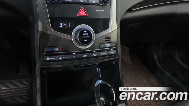 Hyundai Grandeur (HG) HG240 Modern 2016 — фото 16