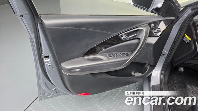 Hyundai Grandeur (HG) HG240 Modern 2016 — фото 24
