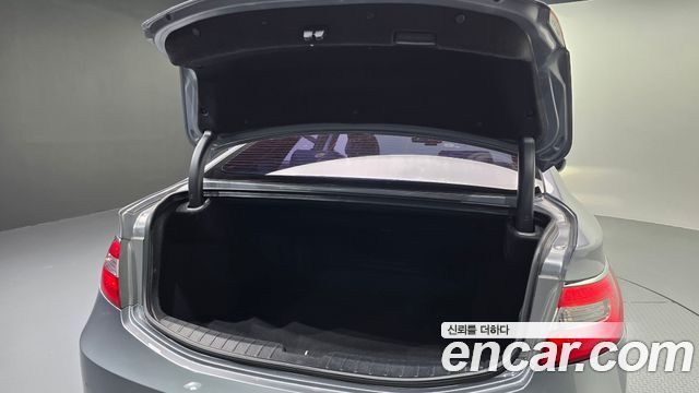 Hyundai Grandeur (HG) HG240 Modern 2016 — фото 32