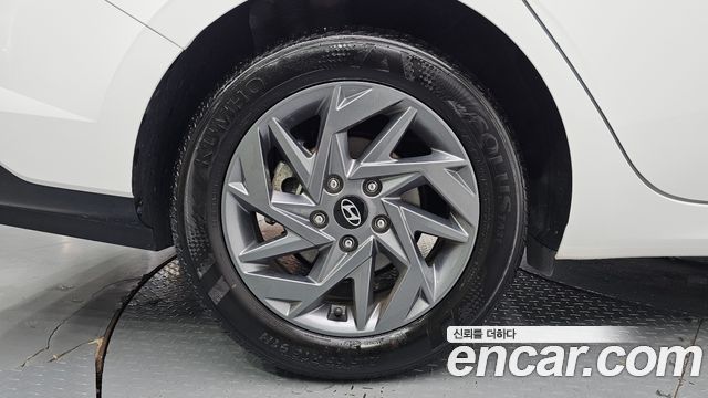 Hyundai Avante (CN7) 1.6 Inspiration 2024 — фото 5
