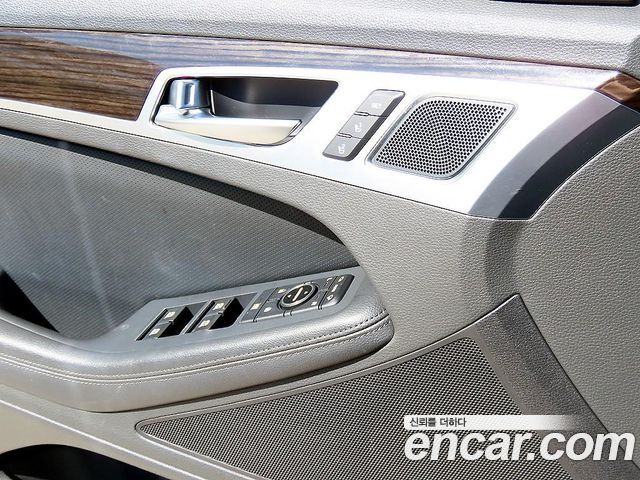 Genesis G80 3.3 GDI AWD Luxury 2020 — фото 15