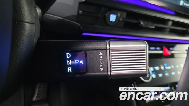 Hyundai Santa Fe (MX5) HEV 1.6 2WD Calligraphy 2025 — фото 9