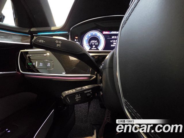 Audi A8 (D5) 55 TFSI Quattro Premium LWB 2022 — фото 16