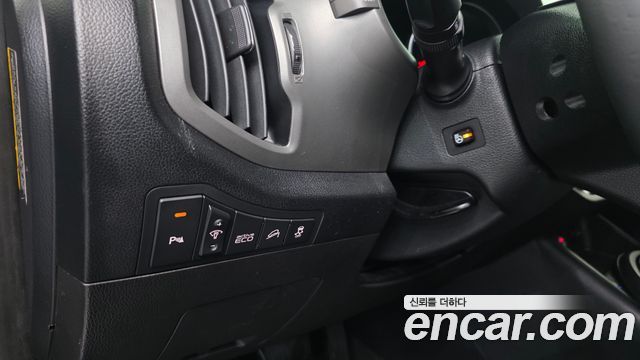 Kia Sportage R Diesel 2WD Prestige 2015 — фото 12
