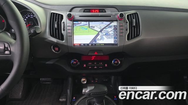 Kia Sportage R Diesel 2WD Prestige 2015 — фото 14